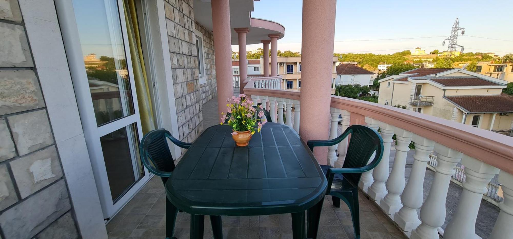 Kurt Apartaments Ulcinj Phòng bức ảnh