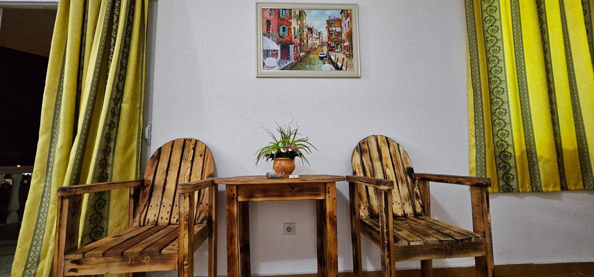 Kurt Apartaments Ulcinj Ngoại thất bức ảnh