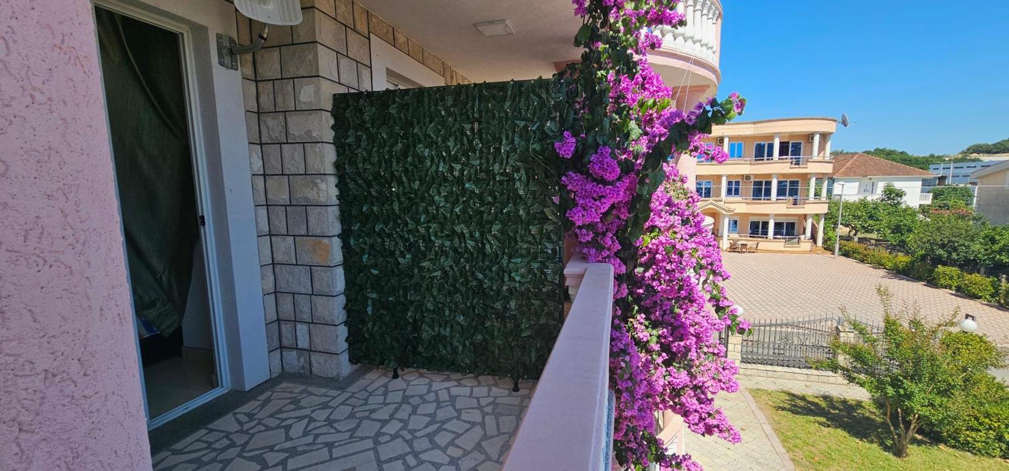 Kurt Apartaments Ulcinj Ngoại thất bức ảnh